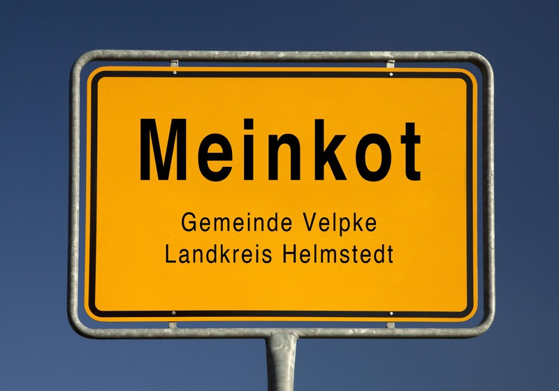 Meinkot ist ein Ort in Niedersachsen und amüsiert Durchreisende.