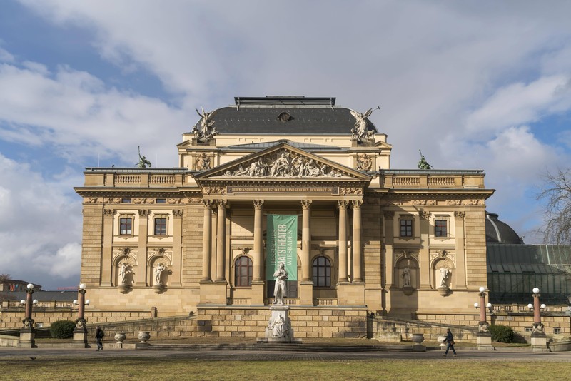 Neben dem historischen Stadtkern hat Wiesbaden dem Anschein nach nicht viel zu bieten.