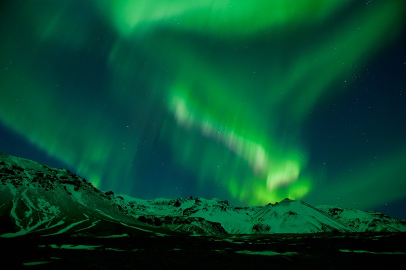 Die Sicht auf die  Polarlichter in Island bieten dir einen unvergleichlichen Anblick.