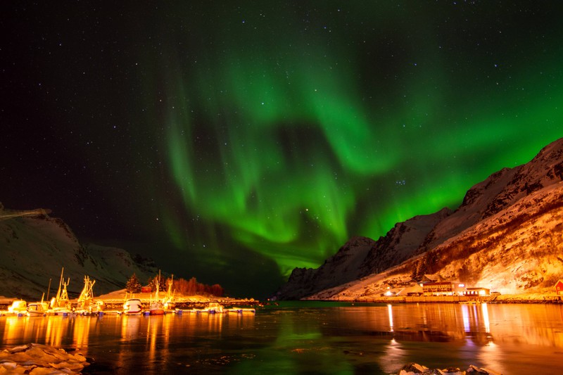 Tromsø, Norwegen bietet sich perfekt an, um die Polarlichter zu besichtigen.