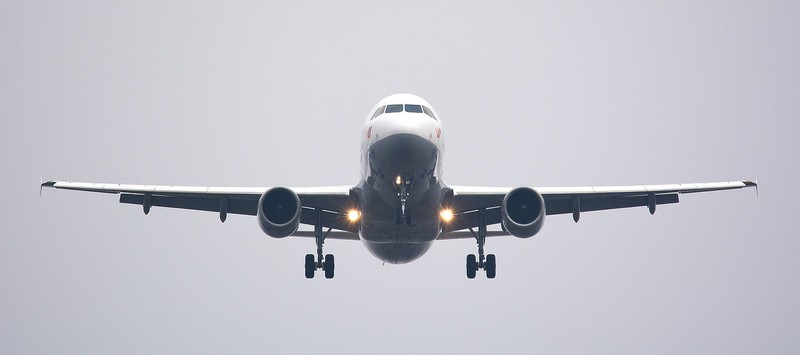 Dieses Getränk solltest du im Flieger bestellen - und dieses nicht!