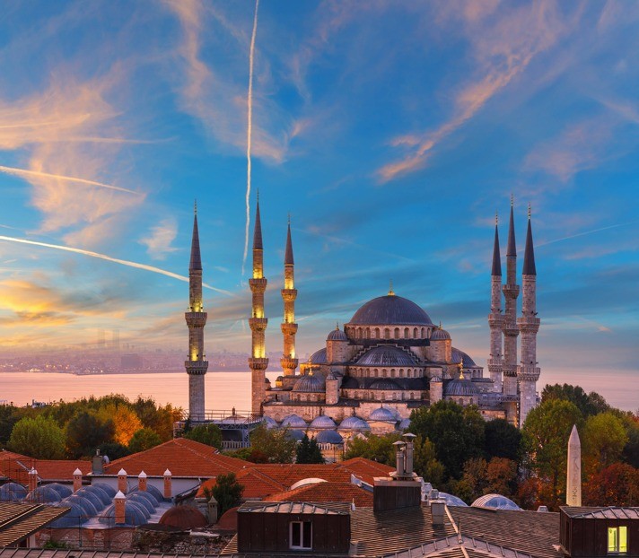 Istanbul, die einzige Stadt der Welt, die auf zwei Kontinenten liegt, ist ein Highlight.