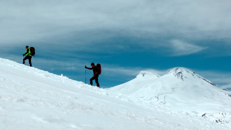 Mount Elbrus: So besteigt ihr den höchsten Berg Europas