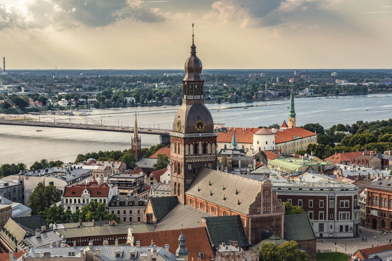 Riga kann dich mit freundlichen Einwohner*innen und seiner Atmosphäre geradezu betören.