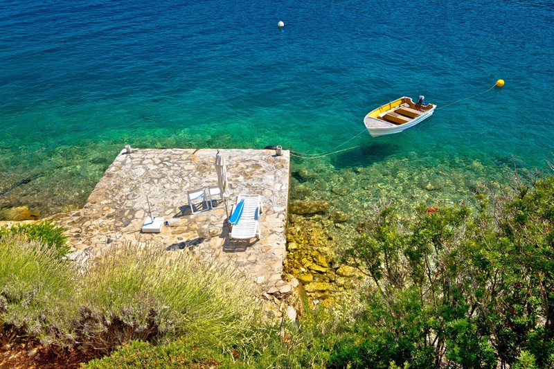 Hvar ist eine der Inseln vor Kroatien.