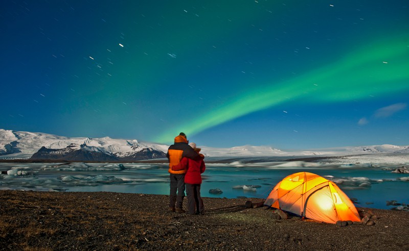 Die Nordlichter bieten ein unvergessliches Erlebnis in Island.