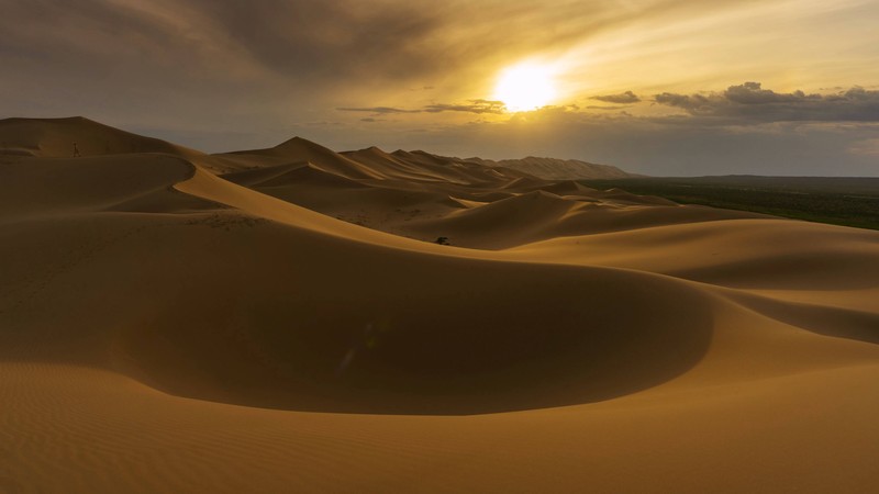Die Sahara ist die größte Trockenwüste und einen Besuch wert.