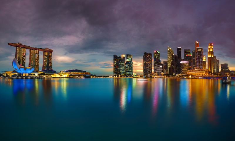 Wer in Singapur Urlaub machen möchte, sollte sich dringend auch an die Gesetze dort halten.