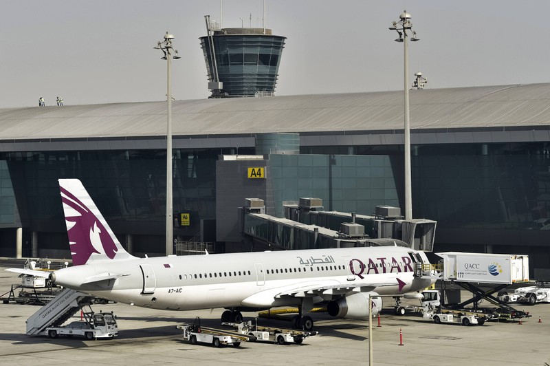Dieses Bild zeigt den Hamad International Airport in Katar, den 6. besten Flughafen der Welt.