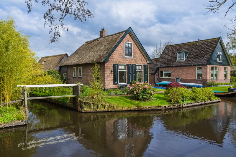 Giethoorn in den Niederlanden sollte jeder einmal besucht haben.