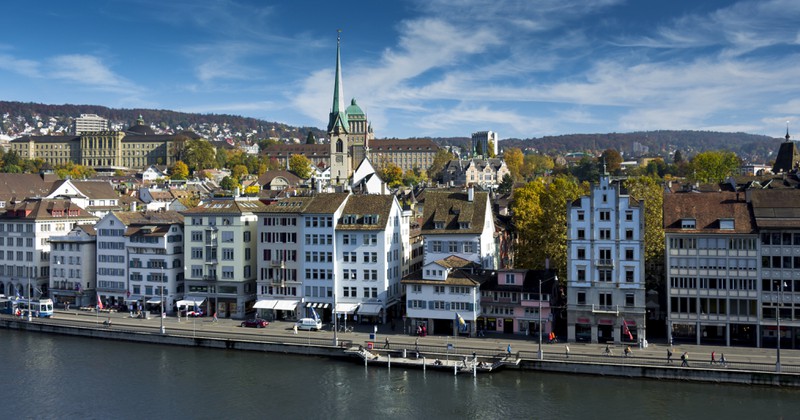 Zürich ist ein begehrtes Reiseziel im Herbst.