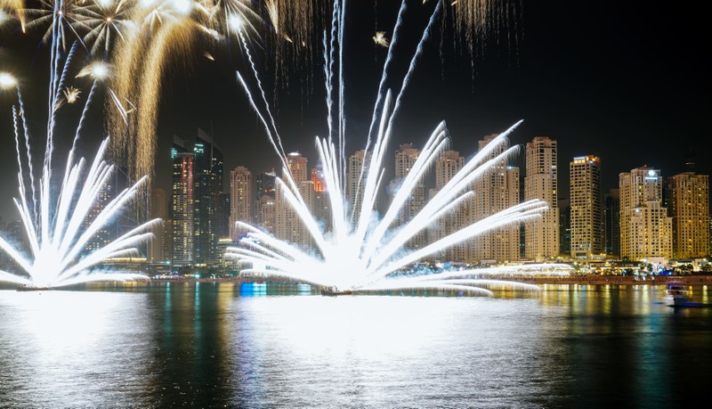 Ein Feuerwerk auf dem höchsten Gebäude der Welt? In Dubai ist das möglich.