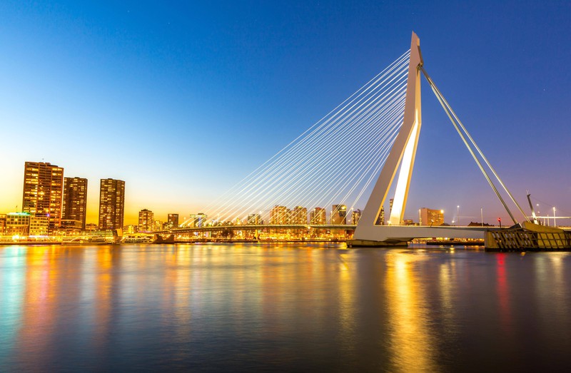 Rotterdam in der Silvesternacht ist prachtvoll.
