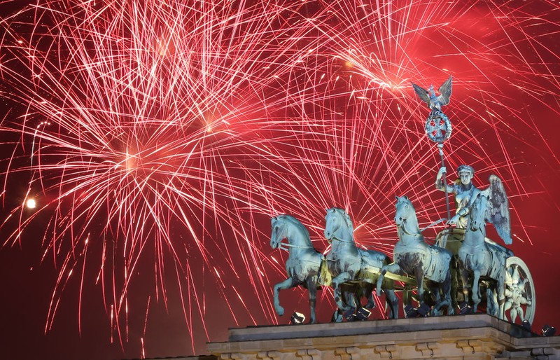 Berliner Feuerwerk in der Neujahrsnacht