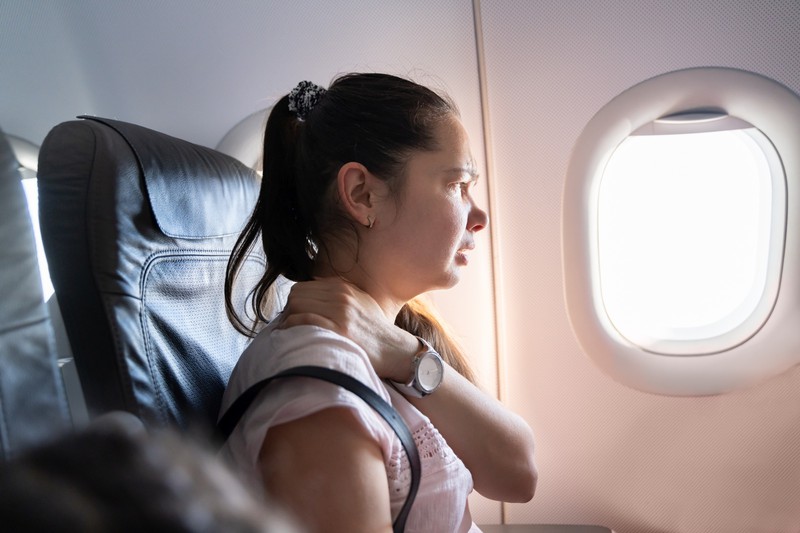 Scharfe Lebensmittel und Gewürze können zu Reizungen im Darm während des Flugs führen.