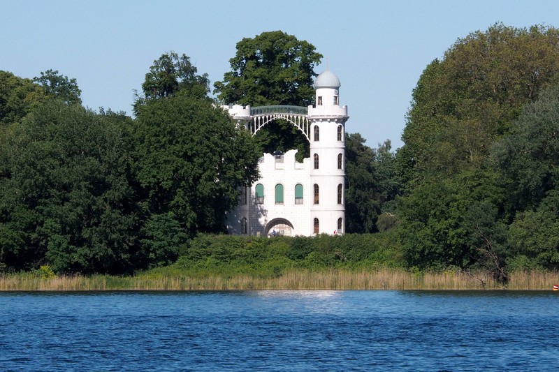 Im 17. Jahrhundert gab es Gerüchte, dass ein Zauberer die Insel verhext hätte.