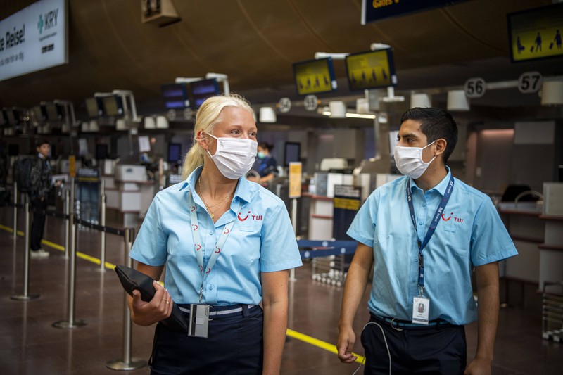 Die Reisewarnung für viele Nicht-EU-Länder wurde noch nicht aufgehoben, sodass die Reise spätestens am Flughafen endet.