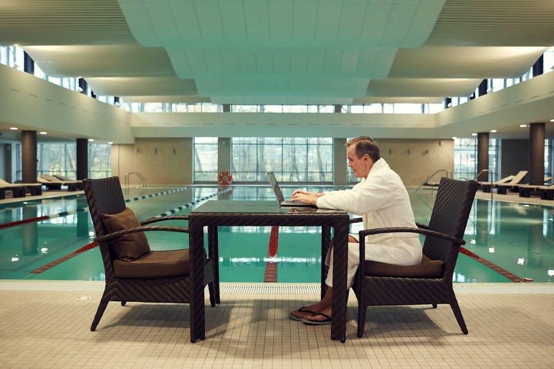 Auch ältere Gäste können den Angestellten Kummer bereiten.