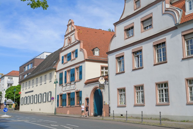 So sieht eine Altbauwohnung in einer der teuersten Städte Deutschlands aus.