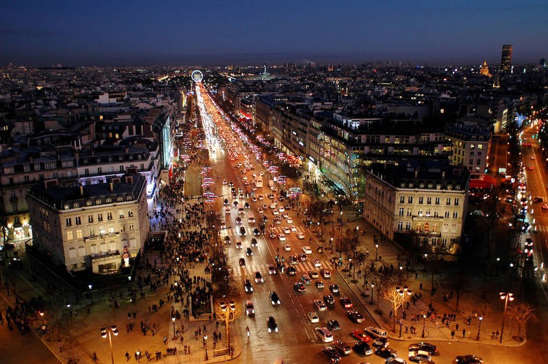 Paris findet sich auf Platz 9 der weihnachtlichsten Städte Europas.