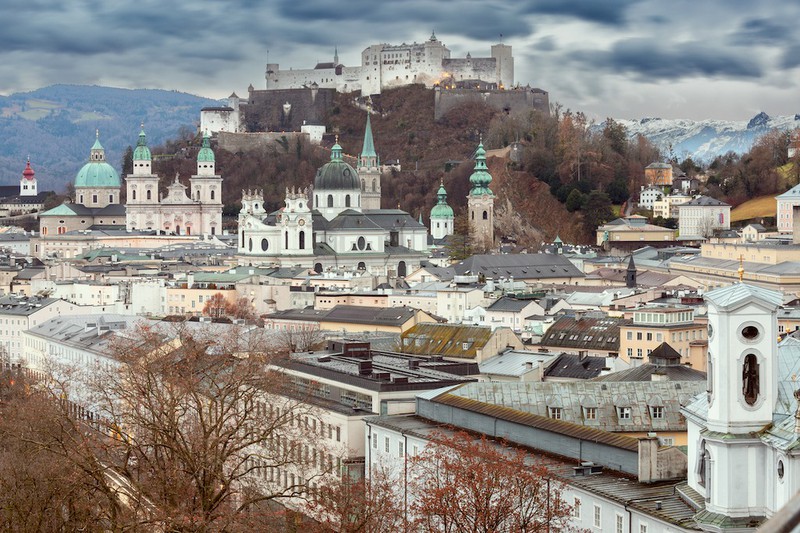 Salzburg ist im Winter eine wahre Schönheit.