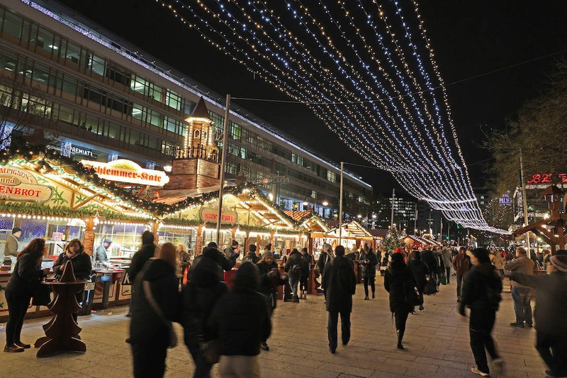 Der Weihnachtsmarkt an der Gedächtniskirche ist immernoch ein beliebter Weihnachtsmarkt.