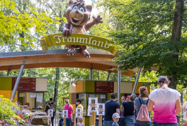 Das Traumland, ein Erlebnispark an der Karls- und Bärenhöhle, ist sehr beliebt.