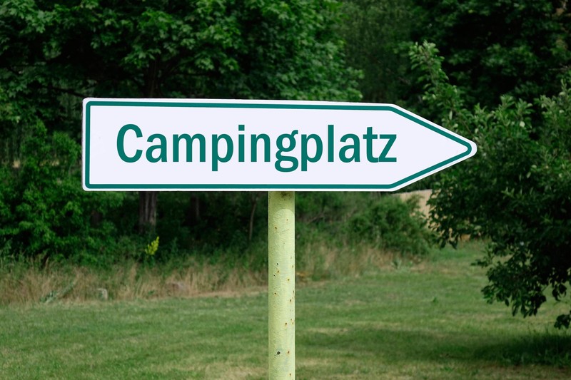 Wer gerne in der Natur campen will, muss so einiges beachten.