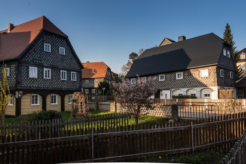 Vor allem die Häuser haben in Obercunnersdorf einen besonderen Charme.