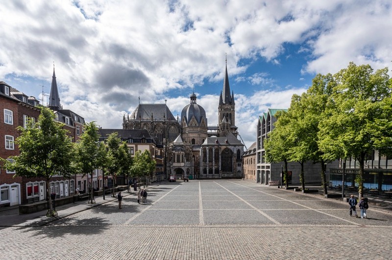 Aachen ist die zweituntreuste Stadt in Beziehungen.