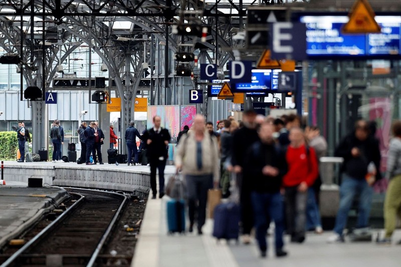 Bahnhöfe sind häufig nicht nur wegen der verspäteten Züge unbeliebt.
