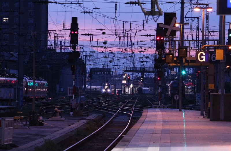 Die schlechtesten Bahnhöfe machen das Reisen nicht schöner.