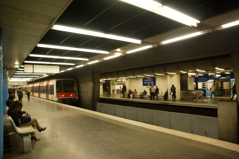 Toilettengänge kosten am Bahnhof Châtelet – Les Halles rund acht Euro.