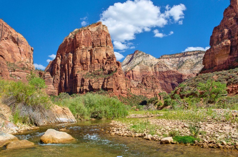 Der Weg über den Angels Landing ist zwar kurz, aber nicht zu unterschätzen.