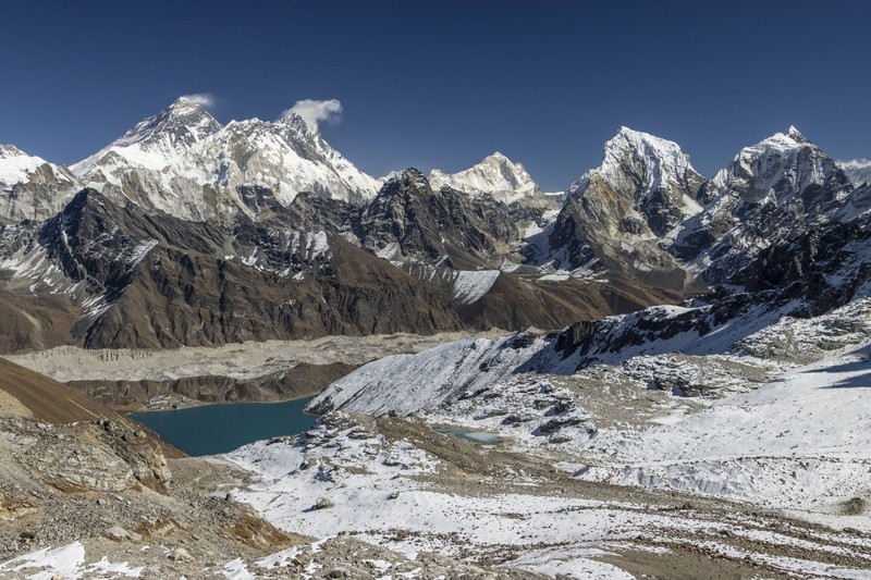 Den Mount Everest wollten schon viele Bergsteiger*innen bezwingen.