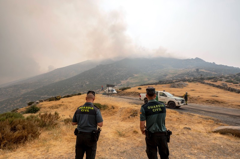 In Spanien spitzt sich die Lage aufgrund von Waldbränden weiter zu.
