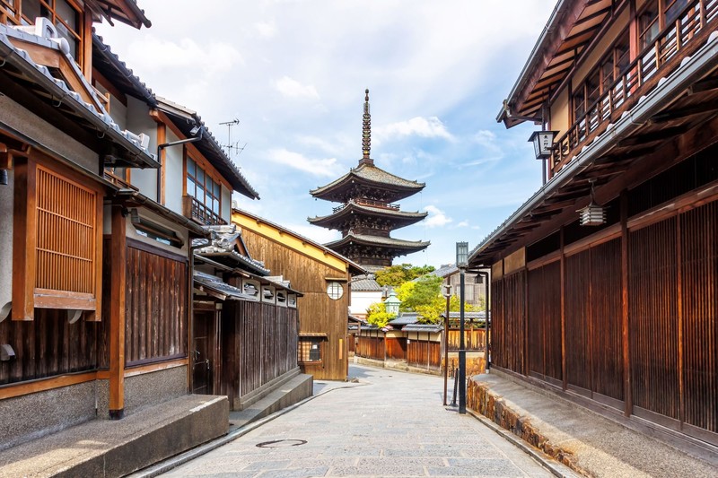 Einer der schönsten Anblicke in Kyoto: Die Altstadt mit Yasaka Pagoda!