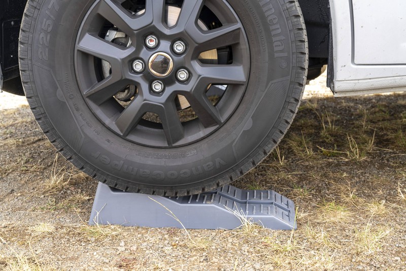 Man sollte das Wohnmobil nicht schief abstellen.