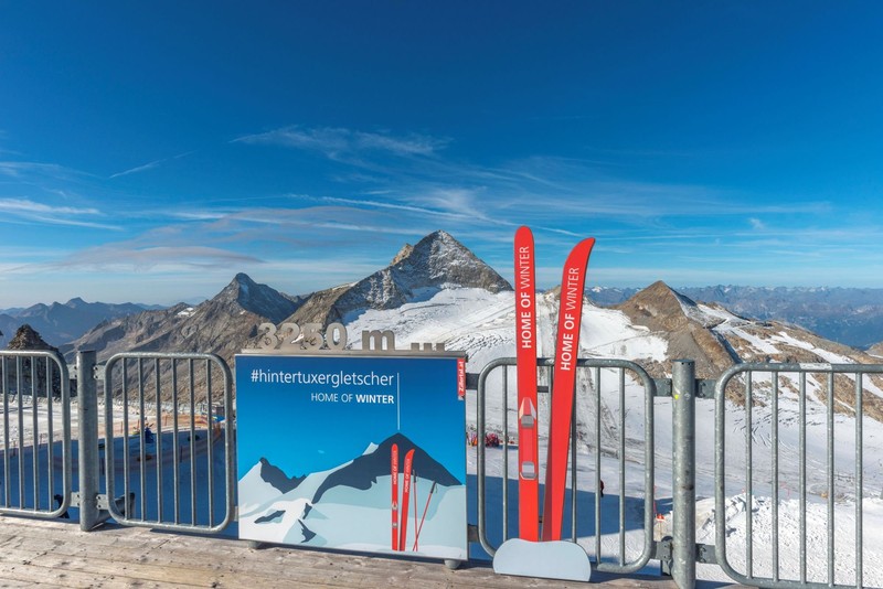 Auch am Hintertuxer Gletscher lässt sich die Ski-Saison lange genießen.