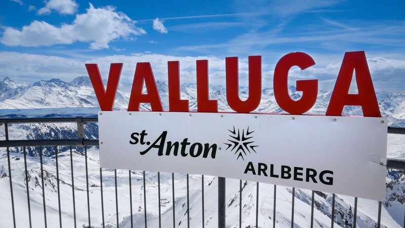 Eine schöne Aussicht gehört zum perfekten Ski-Ausflug dazu.