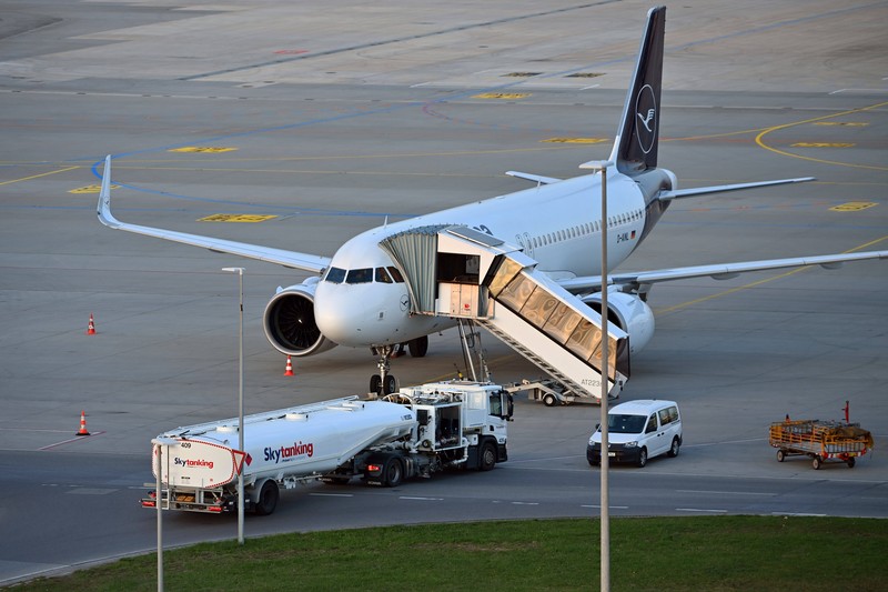 Wieso ist der Treibstoff für Flugzeuge überhaupt knapp?