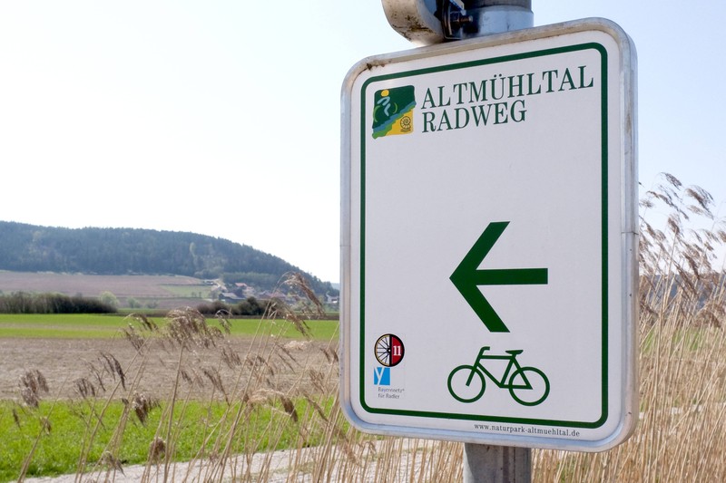 Der Altmühltal-Radweg ist perfekt für E-Bikes.